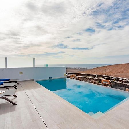 Villa Papaya Tias Bagian luar foto