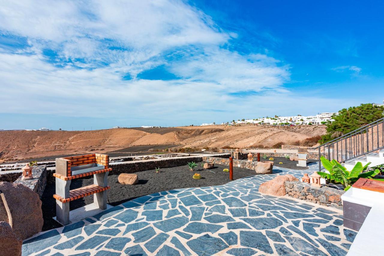 Villa Papaya Tias Bagian luar foto