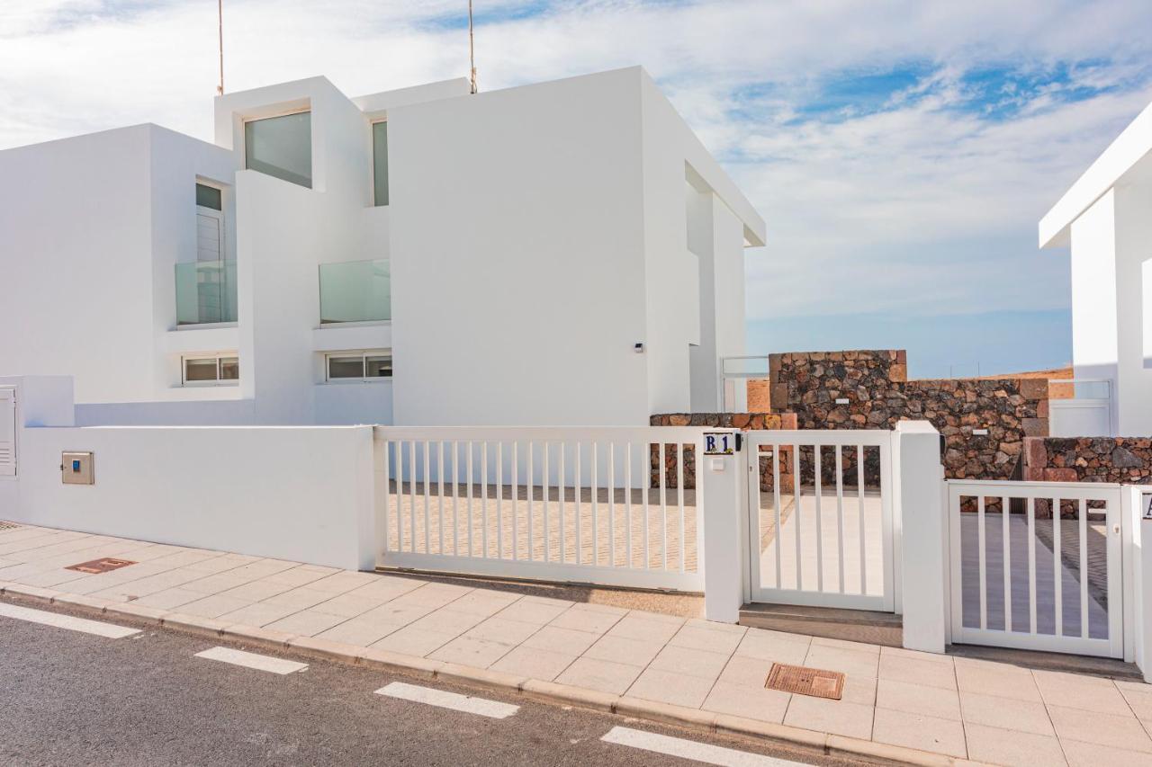Villa Papaya Tias Bagian luar foto